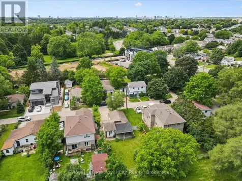 10 Macville Avenue Kitchener ON N2K 1T1
