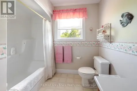 1510 7th Avenue West Owen Sound ON N4K 6V8