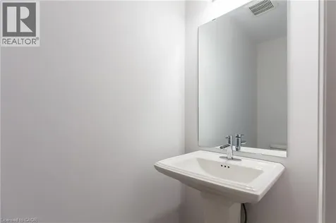 59 Greenwich Place Stoney Creek ON L8J 0L5