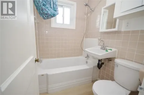 62 Dean Street Sudbury ON P3C 3C1