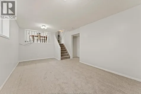 9347 Tamarack Street Windsor ON N8R 1Y7