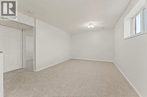 9347 Tamarack Street Windsor ON N8R 1Y7