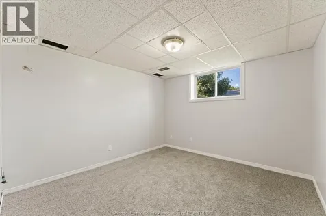 9347 Tamarack Street Windsor ON N8R 1Y7