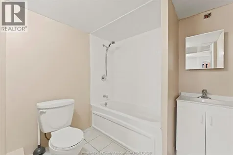 9347 Tamarack Street Windsor ON N8R 1Y7