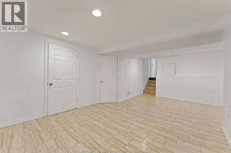 9347 Tamarack Street Windsor ON N8R 1Y7