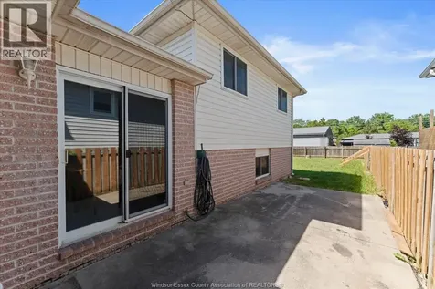 9347 Tamarack Street Windsor ON N8R 1Y7