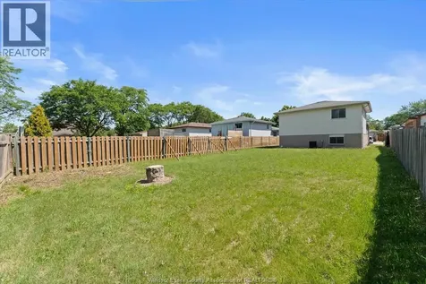 9347 Tamarack Street Windsor ON N8R 1Y7