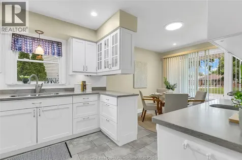 845 Rossini Boulevard Windsor ON N8Y 2Z2