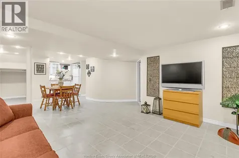 845 Rossini Boulevard Windsor ON N8Y 2Z2