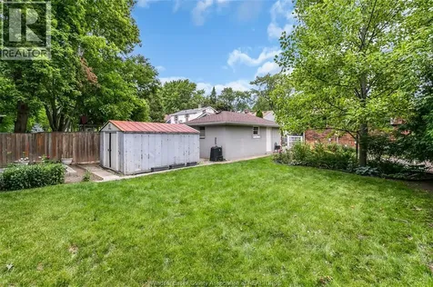 845 Rossini Boulevard Windsor ON N8Y 2Z2