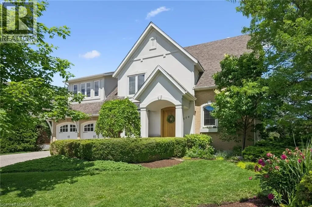 576 Falconridge Crescent Kitchener ON N2K 4J2