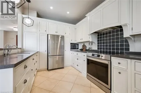 576 Falconridge Crescent Kitchener ON N2K 4J2