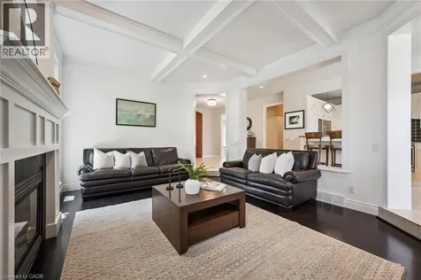576 Falconridge Crescent Kitchener ON N2K 4J2
