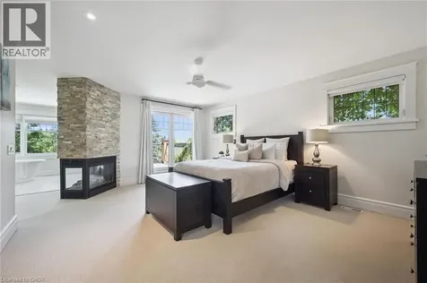 576 Falconridge Crescent Kitchener ON N2K 4J2