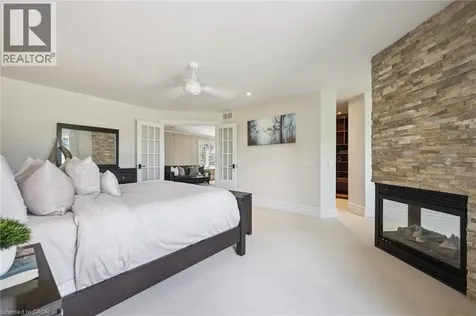 576 Falconridge Crescent Kitchener ON N2K 4J2