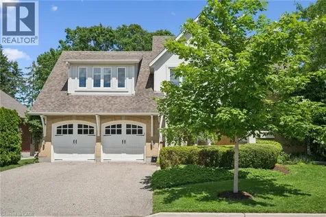 576 Falconridge Crescent Kitchener ON N2K 4J2