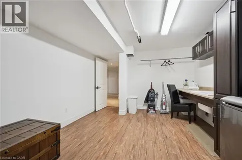 576 Falconridge Crescent Kitchener ON N2K 4J2