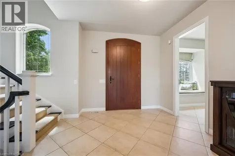 576 Falconridge Crescent Kitchener ON N2K 4J2