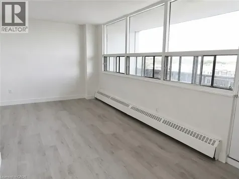 15 Albright Road Hamilton ON L8K 5J2