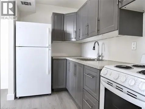 15 Albright Road Hamilton ON L8K 5J2