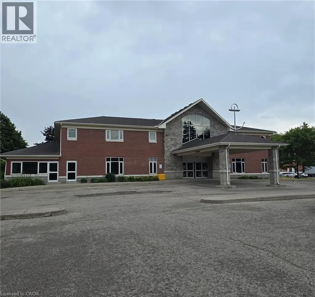 30 Shaftsbury Drive Kitchener ON N2A 1N6