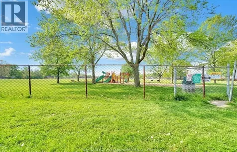 5468 Lassaline Avenue Windsor ON N8T 1A9