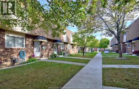 5468 Lassaline Avenue Windsor ON N8T 1A9
