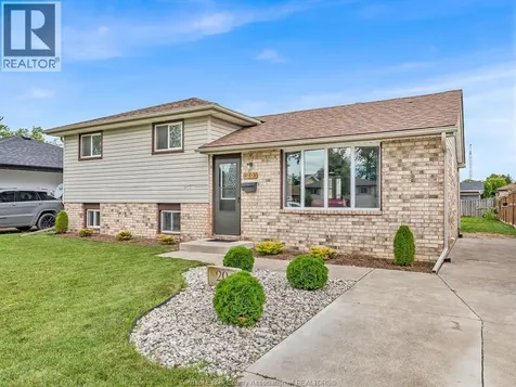 20 St. Charles Place Amherstburg ON N9V 3J7