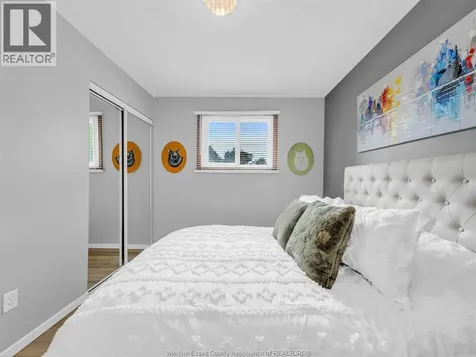 20 St. Charles Place Amherstburg ON N9V 3J7
