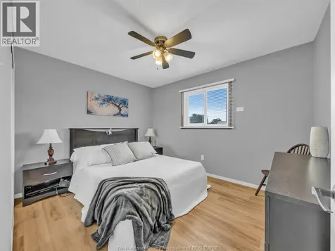 20 St. Charles Place Amherstburg ON N9V 3J7