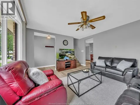 20 St. Charles Place Amherstburg ON N9V 3J7