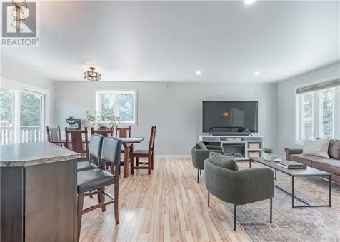 48 Seguin Street Chelmsford ON P0M 1L0