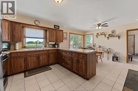 9601 County Road 18 Amherstburg ON N9V 2Y8