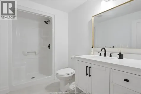 299 Xavier Circle Lakeshore ON N8N 0J3
