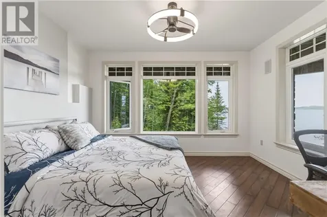 254 Oakridge Trail Skead ON P0M 2Y0