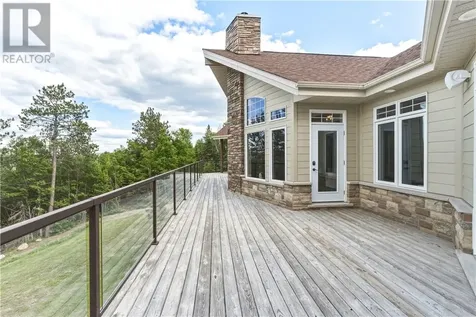 254 Oakridge Trail Skead ON P0M 2Y0