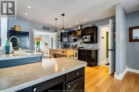 1126 Campbell Lane Kingsville ON N9Y 2G4