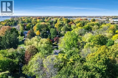 1126 Campbell Lane Kingsville ON N9Y 2G4