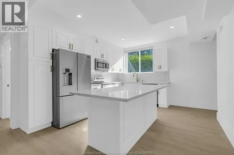 1035 Croydon Lasalle ON N9E 1E5