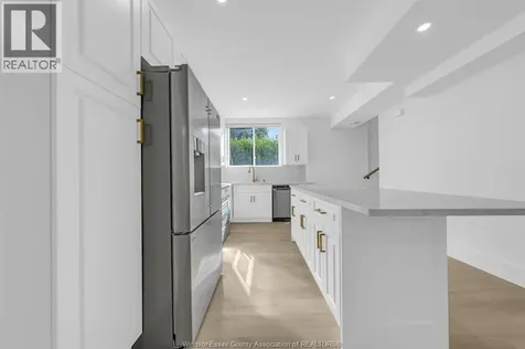 1035 Croydon Lasalle ON N9E 1E5