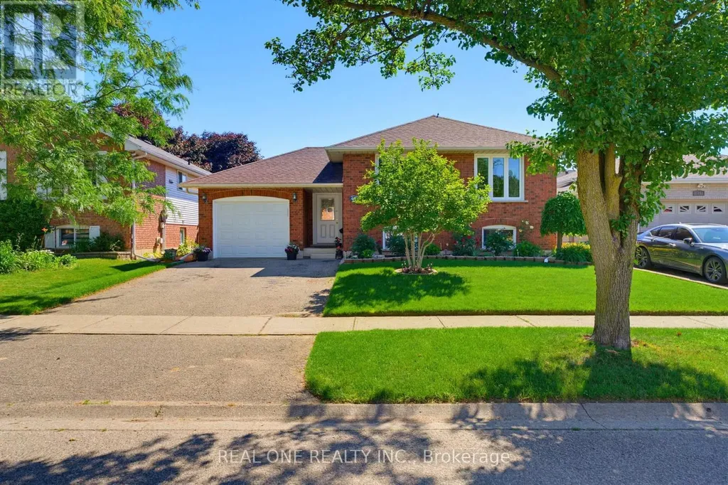47 Trillium Way Brantford ON N3R 7T8