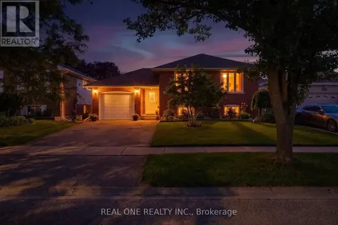 47 Trillium Way Brantford ON N3R 7T8