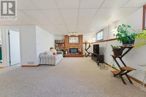 47 Trillium Way Brantford ON N3R 7T8