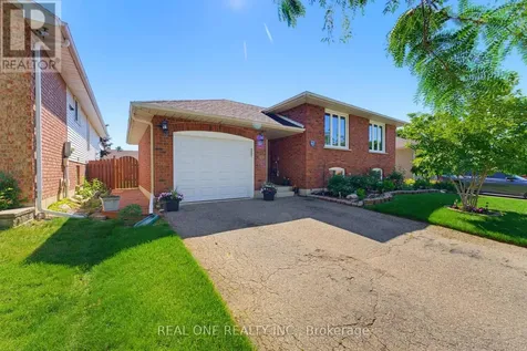 47 Trillium Way Brantford ON N3R 7T8