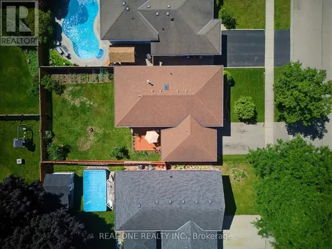47 Trillium Way Brantford ON N3R 7T8