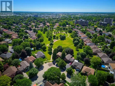 47 Trillium Way Brantford ON N3R 7T8