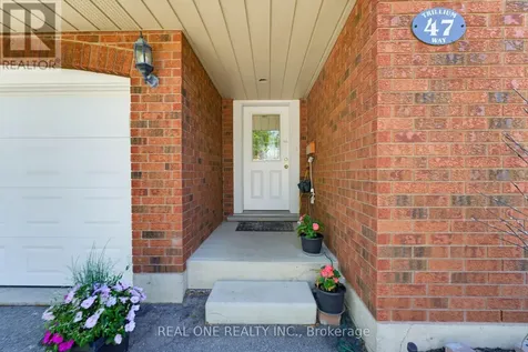 47 Trillium Way Brantford ON N3R 7T8
