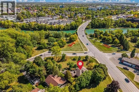 21 First Avenue Welland ON L3C 1X7