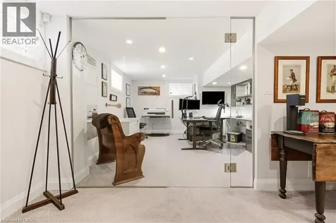2113 Courtland Drive Burlington ON L7R 1R7