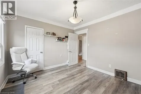 275 West 2nd Street Hamilton ON L9C 3G8
